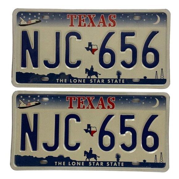 Texas Retired License Plate Pair NJC 656 Lone Star State Decorative Display - Picture 1 of 2